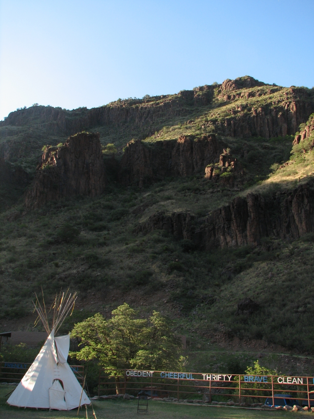 2009/07(July)/BuffaloTrailsScoutRanch/1024x768_teepee at btsr.JPG